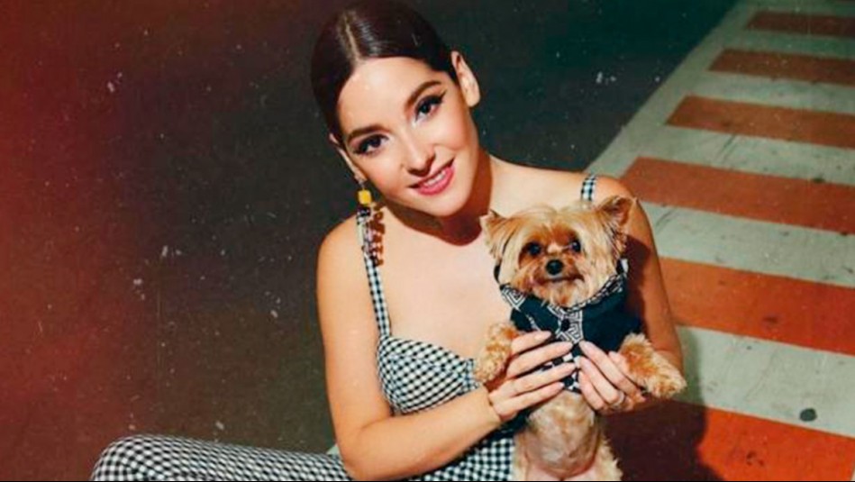 'No me pregunten...': Kel Calderón abre su corazón al hablar del difícil momento de su perrita de 12 años