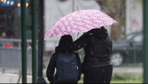 ¿Fin de semana con lluvia en Santiago? Lo que debes saber sobre la probabilidad de precipitaciones