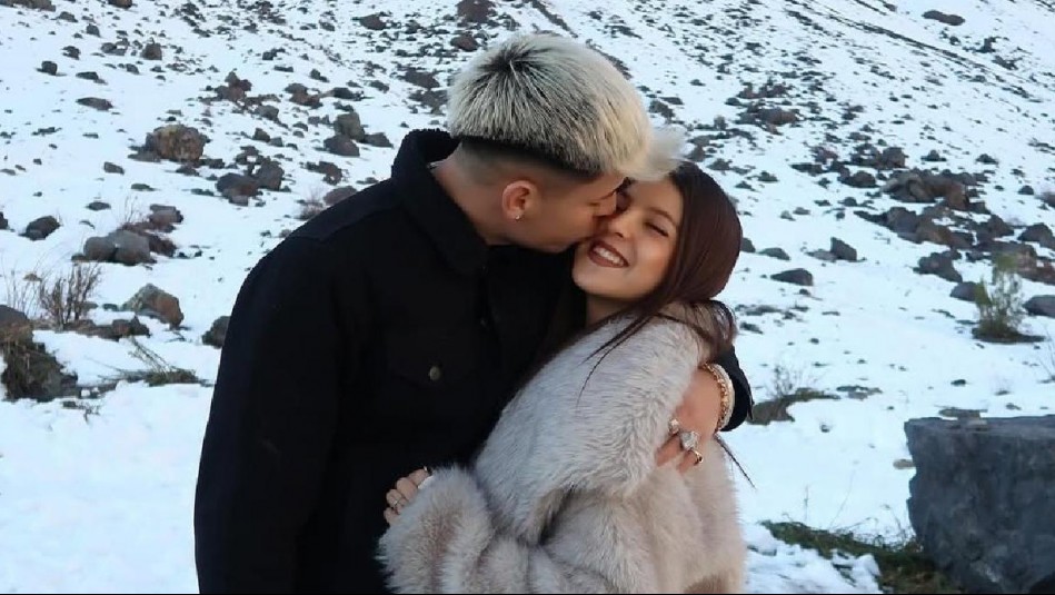 Ak4:20 escribe romántica canción inspirada en Ignacia Antonia: 'No pretendo vivir sin ti'