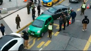 Hallan auto que circulaba sin documentos y sin permiso de circulación desde 2020 en fiscalización en vivo