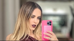 Maura Rivera espera a sus hijos bajo un inesperado clima en Miami: "Así, con la lluvia de la nada"