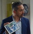 En el avance del capítulo 122 de El Jardín de Olivia, Omar (César Sepúlveda) se dio cuenta del engaño de Gloria (Francisca Gavilán) al seducirlo. Él la visitará para advertirle qué pasará si sigue averiguando cosas.