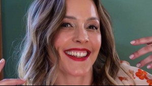 "Hoy soy rosa negra": Maly Jorquiera redefine la manera de usar volantes con un elegante vestido de diseñador