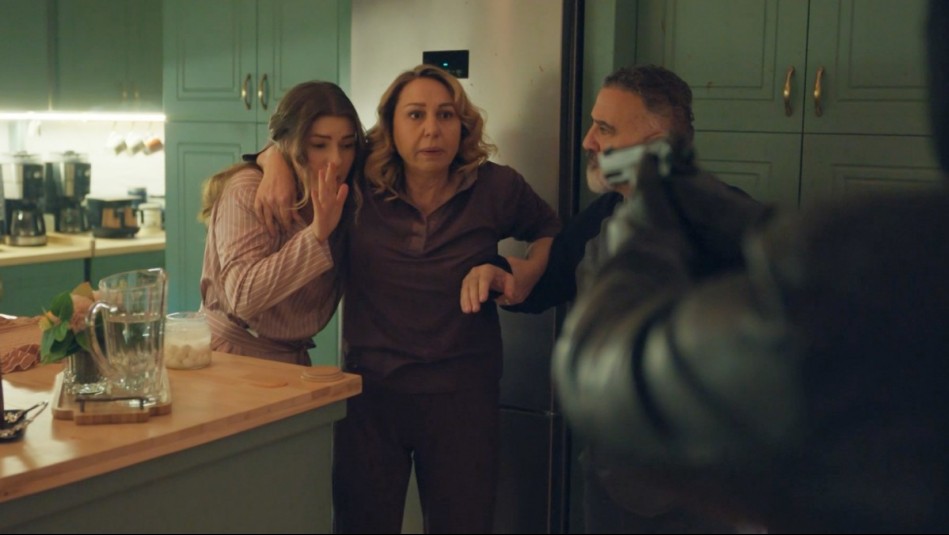 Leyla - Capítulo 33 (Parte 1): Ela es una heroína