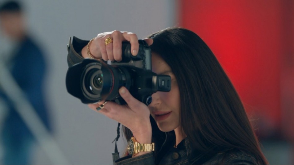 Leyla - Capítulo 34 (Parte 1): La pugna por una prestigiosa sesión de fotos