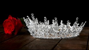 Certamen de Miss Valdivia reacciona ante violenta riña de concursante: 'La reina no tiene ninguna vinculación'