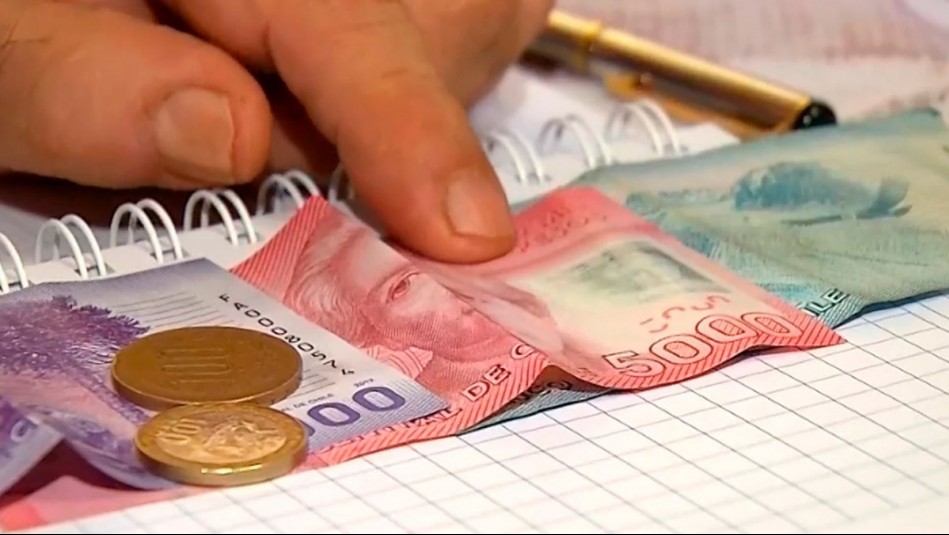 ¿De cuánto es el aguinaldo de Fiestas Patrias 2025? Este es el monto para pensionados y empleados públicos