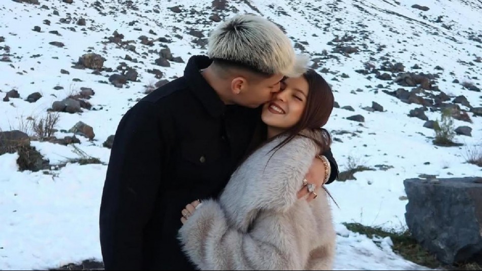 Sus gestos hablan más que las palabras: Ignacia Antonia reacciona al video de la canción que AK4:20 le dedicó