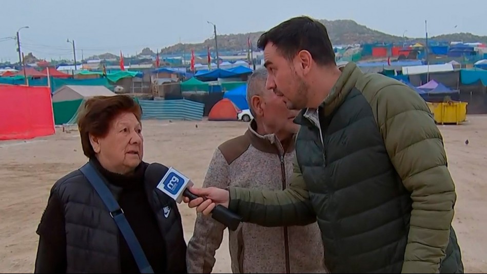 'Mis papás fallecieron, pero me dejaron esto': Coquimbana de 77 años emociona con su historia en La Pampilla