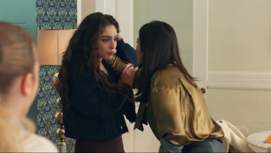 Avance extendido de Leyla: Nur acusará a Ela de robo