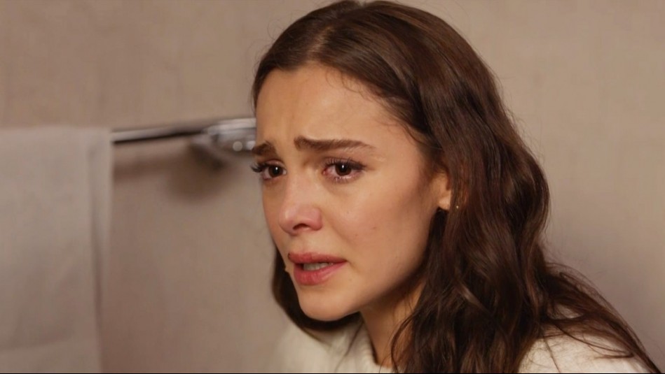 Avance extendido de Corazón Negro: Melek tendrá síntomas que la dejarán muy preocupada