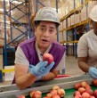 En el tercer capítulo de ¿A qué costo?, Fernando Godoy conoció el precio que tiene alimentarnos, y cómo hay emprendedores que tratan de reducir la cantidad de recursos que se utilizan en la producción.