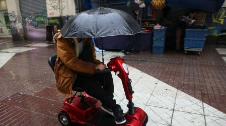 ¿Del calor al paraguas? Alejandro Sepúlveda adelanta el día que Santiago recibiría lluvias este fin de semana