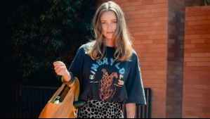 Kika Silva evoca romanticismo con un look total rosa de emprendedora: Pantalón palazzo y top de mangas a capas