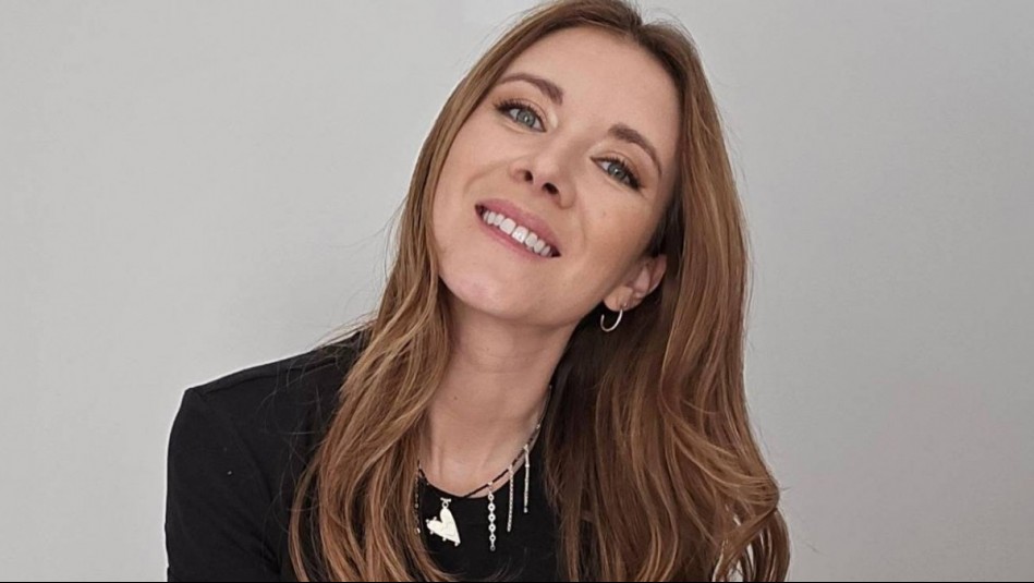 'Amando mi new look': Carla Jara estrena su melena rosa con sesión de fotos y se llena de elogios de sus fans