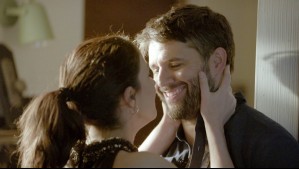 ¡Impactante beso! Tere y Manuel darán rienda suelta a la pasión en próximos capítulos de Reunión de Superados