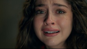 Leyla - Capítulo 51 (Parte 1): Leyla colapsa en casa de los Yildiz