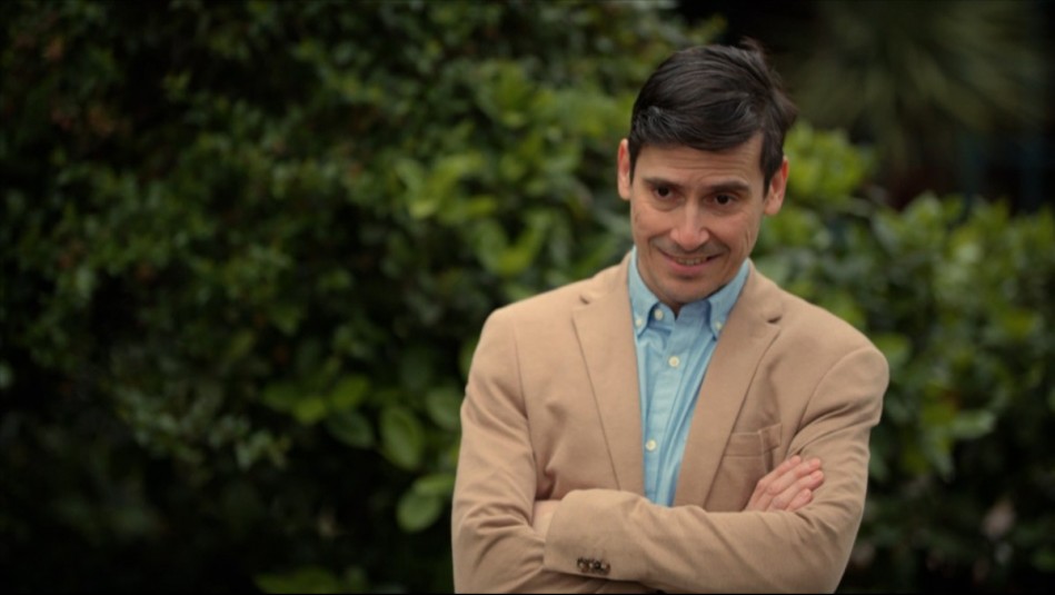 Ahora da vida a Max en Reunión de Superados: Esta es la trayectoria actoral de Álvaro Espinoza en Mega