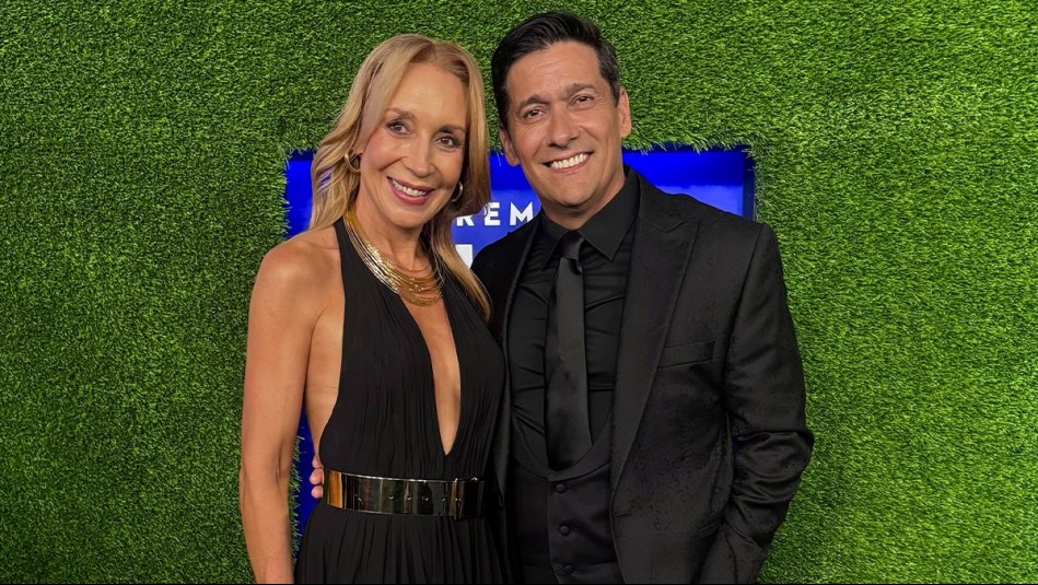 Karen Doggenweiler y Rafa Araneda, animadores de Viña 2026, se lucen en alfombra azul de los premios Billboard