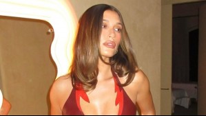 Hailey Bieber revela su rutina para mantener una piel firme y brillante: "No voy a usar bótox hasta los 30"