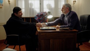 Aguas de Oro - Capítulo 48: Carlos realiza tentadora oferta al Hombre de la Montaña