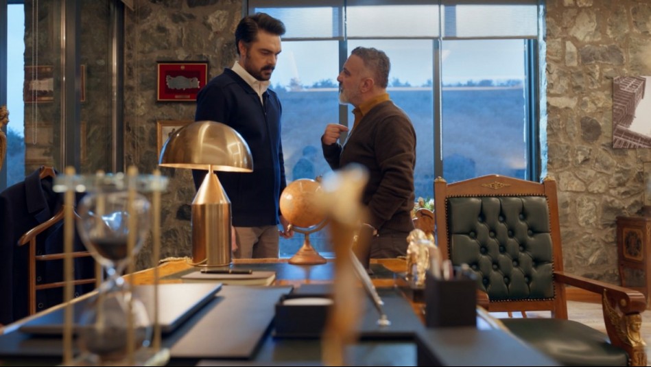 Leyla - Capítulo 59 (Parte 1): Tufan planea un crimen