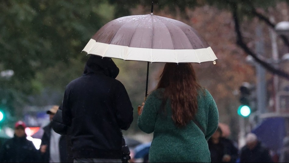 Adiós al calor en Santiago: Anuncian lluvias y tormentas eléctricas durante esta semana