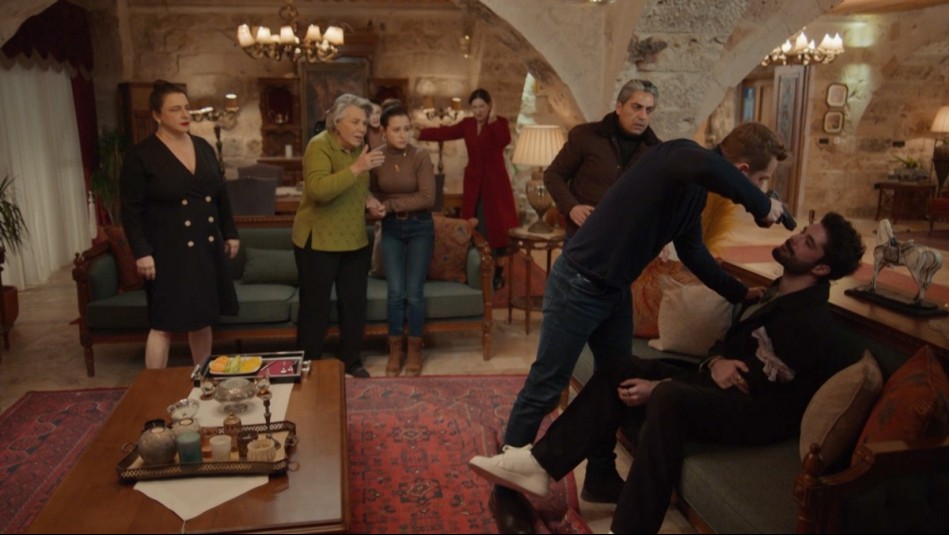 Corazón Negro - Capítulo 70: Cihan versus Esat