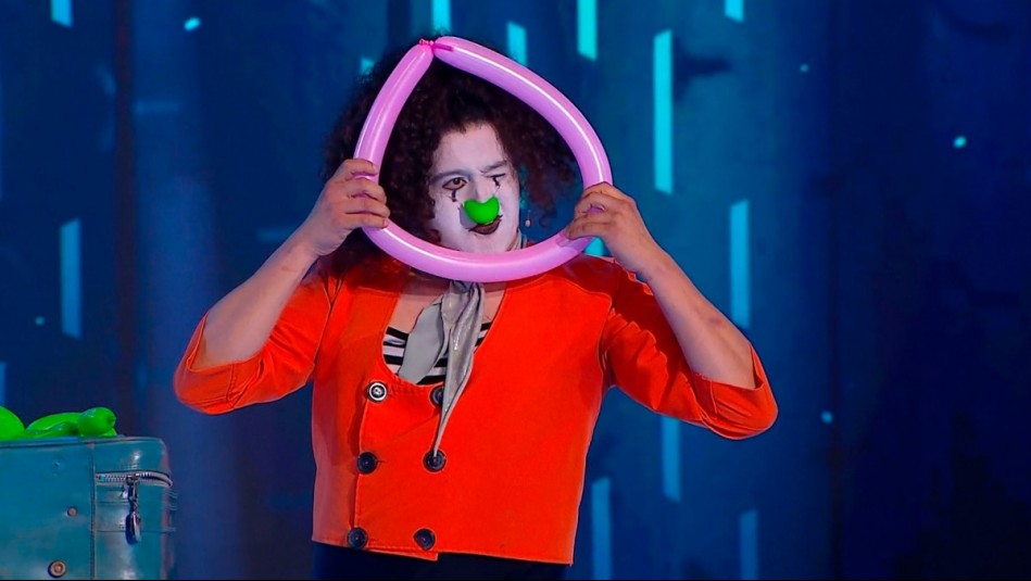 La apuesta silenciosa: El mimo Zitito Zitoti la rompió en Coliseo con sus juegos sobre el escenario