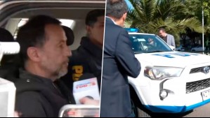 Así fue el traslado y la llegada a tribunales de imputado por crimen de fotógrafo y sus dos hijos en La Reina