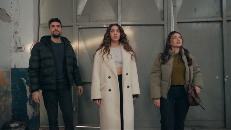 Leyla - Capítulo 62 (Parte 2): Leyla y su frenética búsqueda del teléfono de Mali