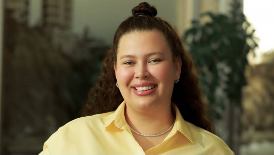 Vestida en total black: Michelle Carvalho vive la emoción del regateo en el Gran Bazar de Estambul