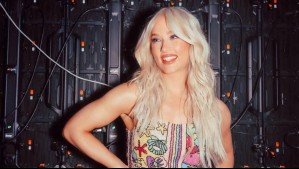 El look de Vesta Lugg cuenta una historia de hadas: Lo llevó con mini shorts de encajes y botas mosqueteras