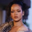 Para promocionar su nueva línea de pijamas, Rihanna se anticipó a la Navidad y protagonizó una tierna sesión fotográfica cuando aún estaba embarazada de Rocki