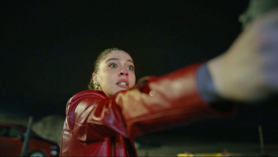 Leyla - Capítulo 71 (Parte 1): Un arma en las manos de Leyla