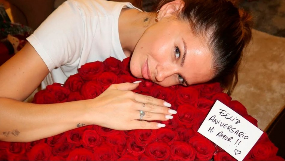 ¿Campanas de boda? China Suárez celebra aniversario con Mauro Icardi y muestra particular anillo