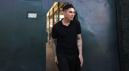 Carabineros detiene a Jean Paul Pineda por violación de morada y VIF psicológica en San Bernardo