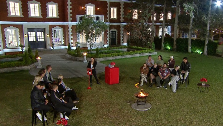 El Internado - Capítulo 34: Los participantes mostraron sus vulneralidades a través de especiales cartas