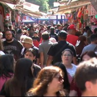 Comerciantes celebran: Apertura de uno de los portones perimetrales revive Meiggs en vísperas de Navidad