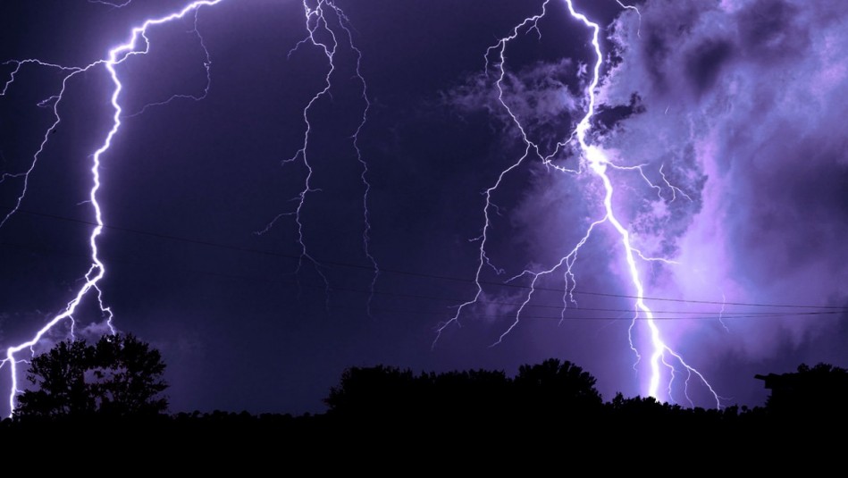 Lluvias y tormentas eléctricas en Santiago: En estos sectores se esperan precipitaciones este fin de semana