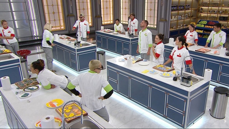 El Internado - Capítulo 35: Una actividad pastelera dejó algunas discusiones