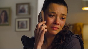 Se apoyó en Karina: Ignacia no puede acostumbrarse a la ausencia de Bernardita en El Jardín de Olivia