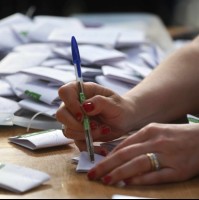 Elecciones 2025: ¿Cuánto le pagan a los vocales de mesa en la segunda vuelta presidencial?