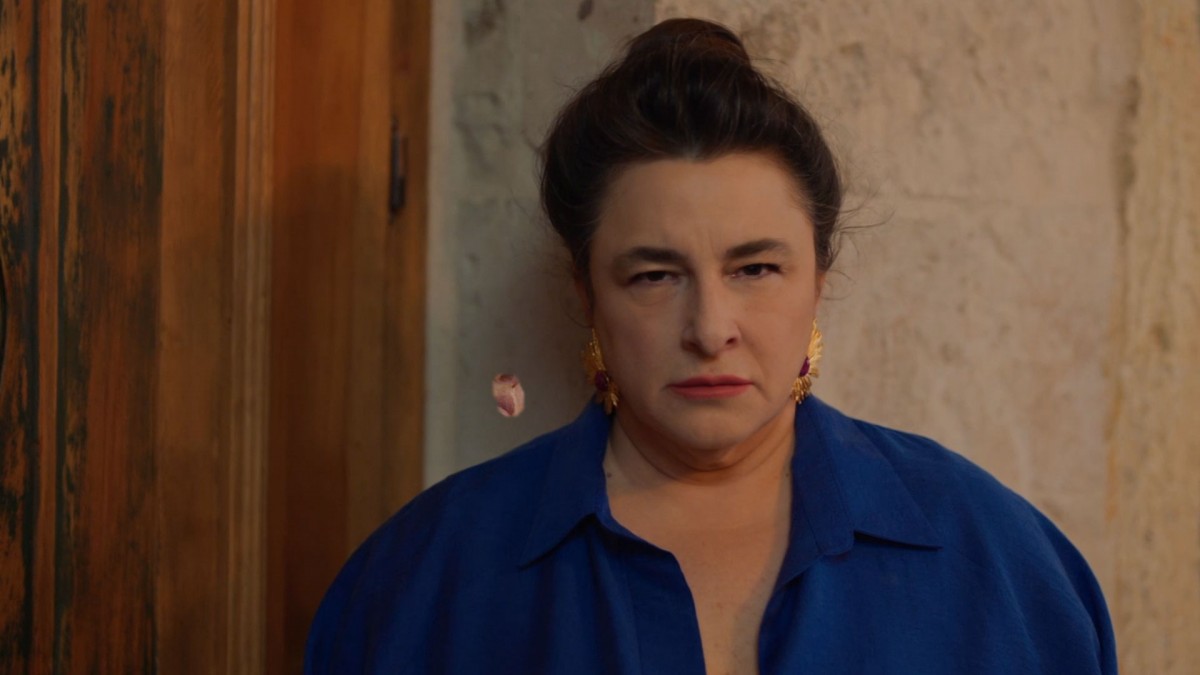 Giro inesperado en Corazón Negro: Sumru sufre accidente y Hikmet se fuga