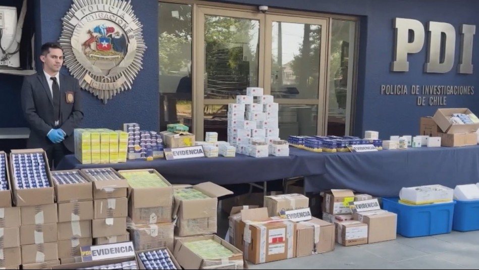 La mayor incautación de fármacos en Chile: Así operaba la banda que traficaba medicamentos en 3 regiones