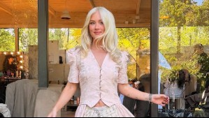 Inspirador y vibrante atuendo rojo de Vesta Lugg para estas fiestas: "¿Alguna vez han estado enamorados?"