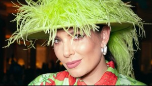 'Desde que soy mamá...': Eugenia Lemos modela outfit de frutillas gigantes a juego con su bebé Alegra