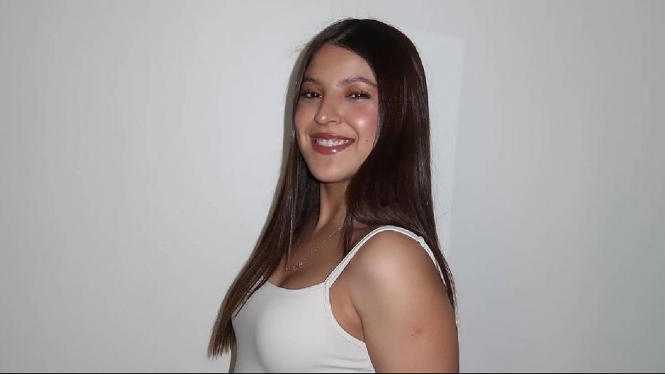 La enternecedora imagen de Ignacia Antonia con su hija y su hermano Cris: 'Cargando a mi hermanito bebé'