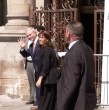 Revisa acá cómo fue la llegada de José Antonio Kast a la Catedral de Santiago para asistir a una misa junto a su esposa, María Pía Adriasola.