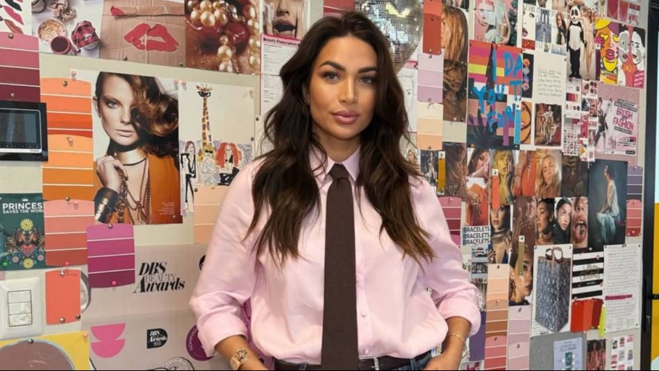 Lisandra Silva se adelanta a las fiestas con un romántico y relajado look rosa: 'Se nos acerca la Navidad'